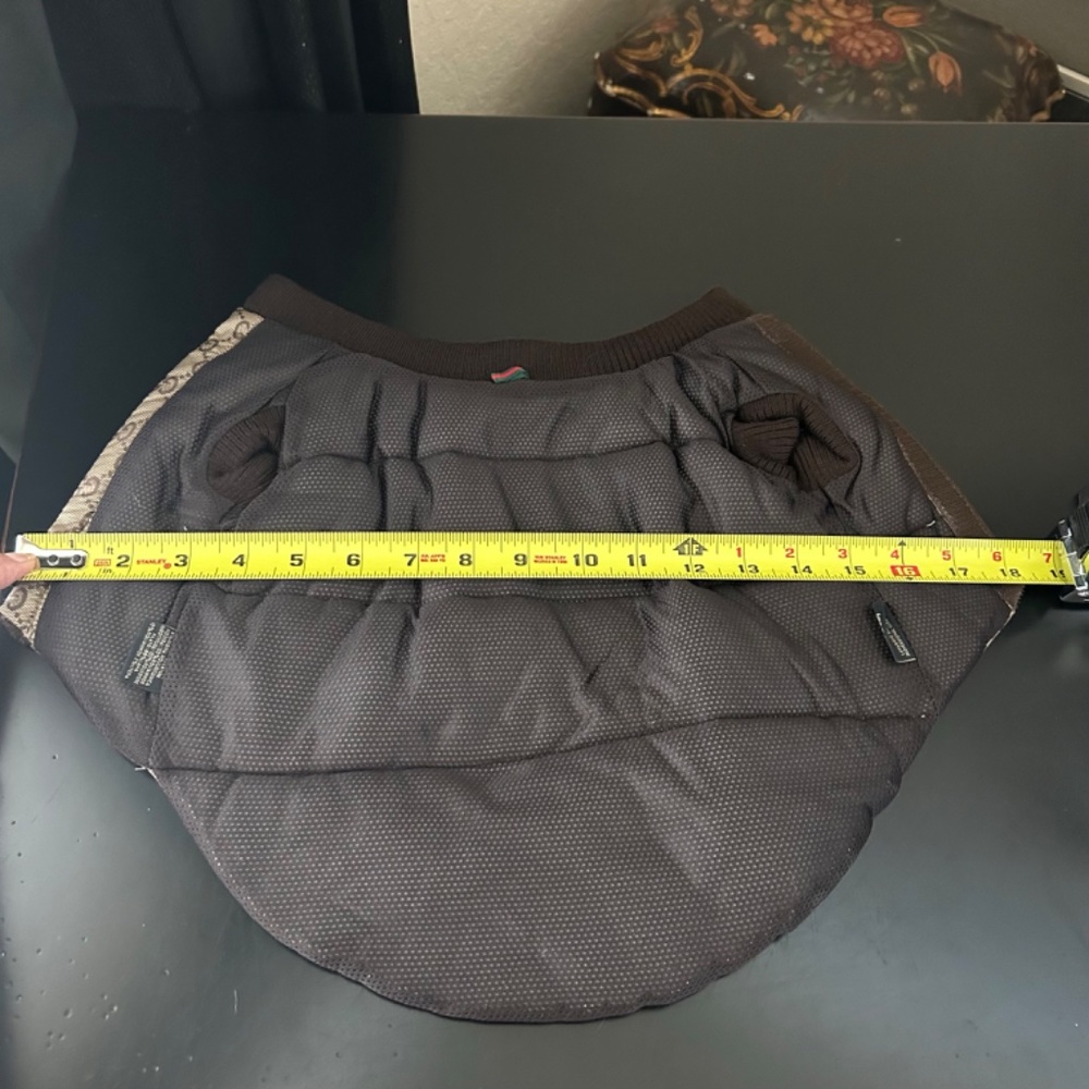 Gucci Dog Puffer Jacket. NWOT - Picture 9 of 10